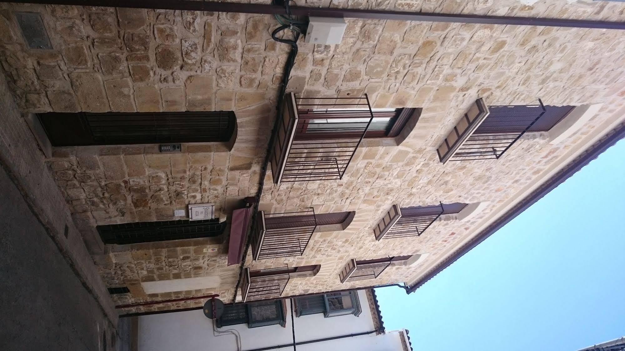 Alojamientos Turisticos Delgado Úbeda Extérieur photo